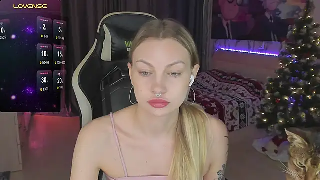 BiMolly online show from 02.26.25