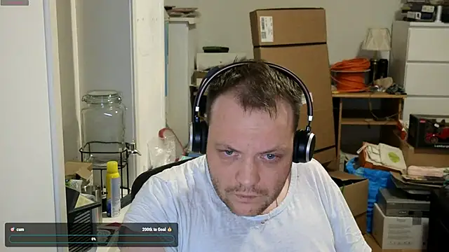 Snapshot of sexyhotboy87 chatting on 12.23.24 sexyhotboy87 online show from 12.23.24