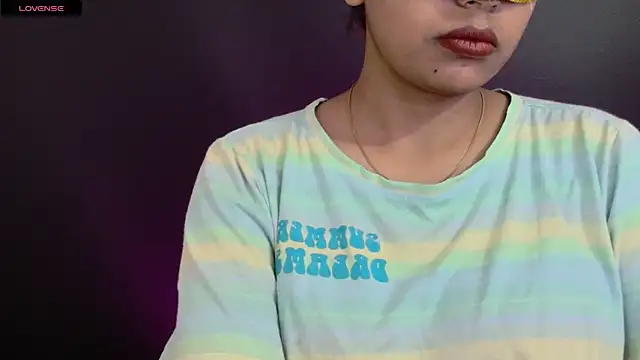 Snapshot of DesiZoya chatting on 10.14.25 DesiZoya online show from 10.14.25