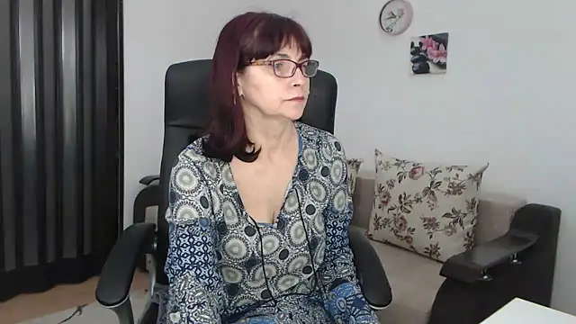 Snapshot of helua54 chatting on 02.13.26 helua54 online show from 02.13.26