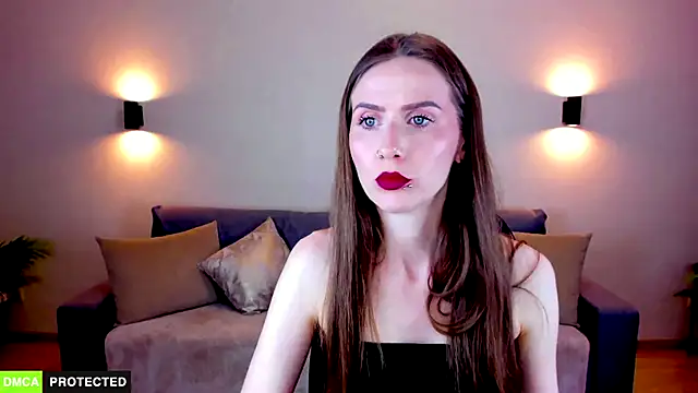 TheWoman   online show from 03.02.26