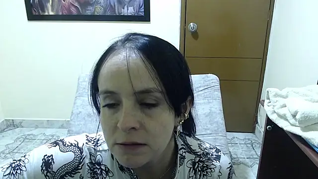 Snapshot of antara_hotgirl chatting on 06.15.26 antara hotgirl online show from 06.15.26