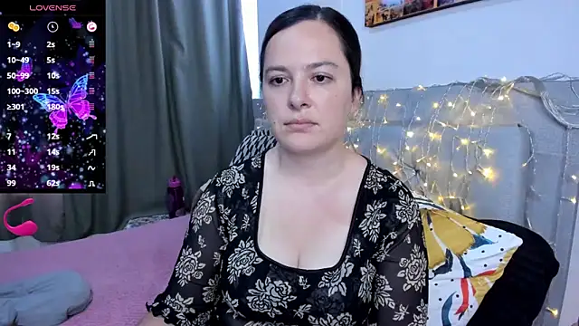 angelaagomez online show from 04.01.26