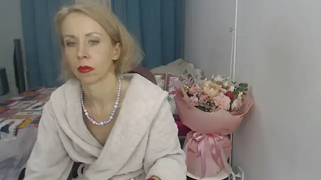 LuxuryNika online show from 01.26.25