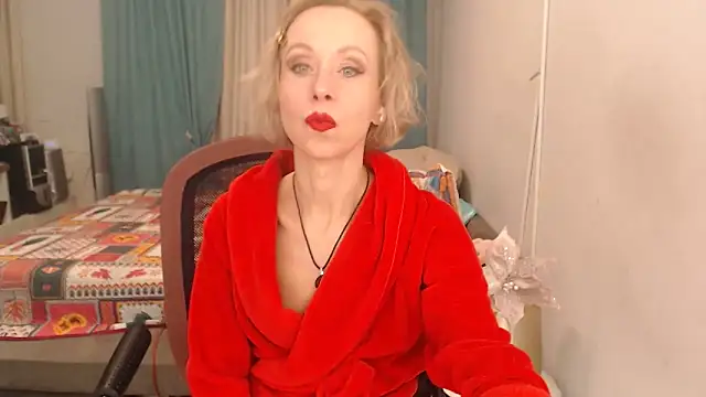 LuxuryNika online show from 03.28.26