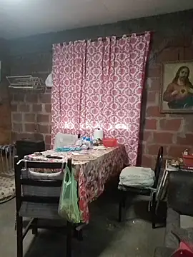 Snapshot of Eze_mole chatting on 11.02.25 Eze mole online show from 11.02.25