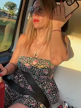 Gatitacarlita online show from 01.02.25