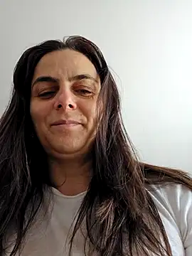 IsabelleCraft online show from 03.04.26