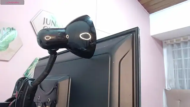 valevicious online show from 01.27.25