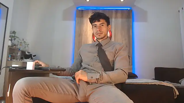 Andrew 4  online show from 10.23.25