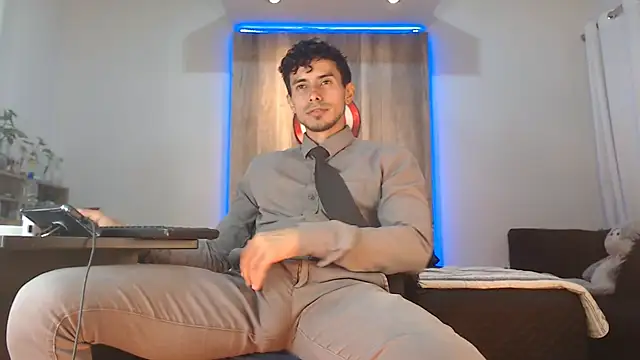 Andrew 4  online show from 10.27.25