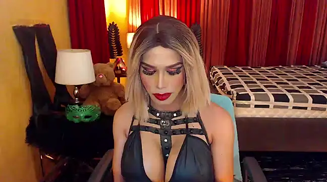 Snapshot of YourDreamPinayPie chatting on 12.17.24 YourDreamPinayPie online show from 12.17.24