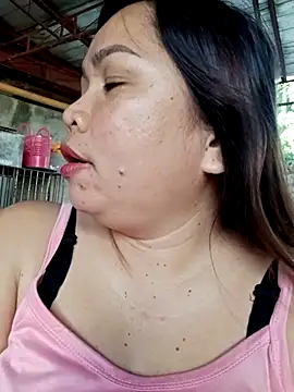 XXLorie 02 online show from 03.12.25