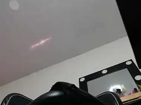 Snapshot of vittoriaromano chatting on 01.08.25 vittoriaromano online show from 01.08.25