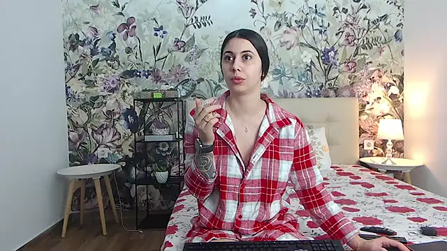 RoseDiamond06 online show from 02.22.26