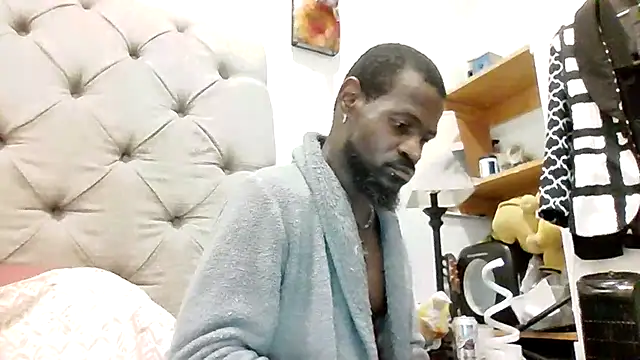 MrRuddeebony online show from 09.29.25