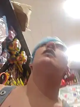 Snapshot of PinkTheHawk chatting on 12.05.24 PinkTheHawk online show from 12.05.24