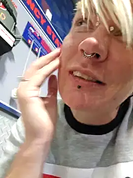 Snapshot of PinkTheHawk chatting on 03.07.25 PinkTheHawk online show from 03.07.25