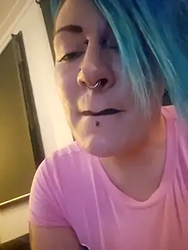 PinkTheHawk online show from 04.12.26