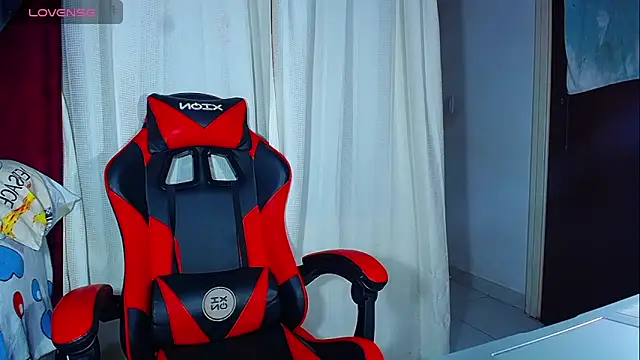 DanisaBrown online show from 11.12.25