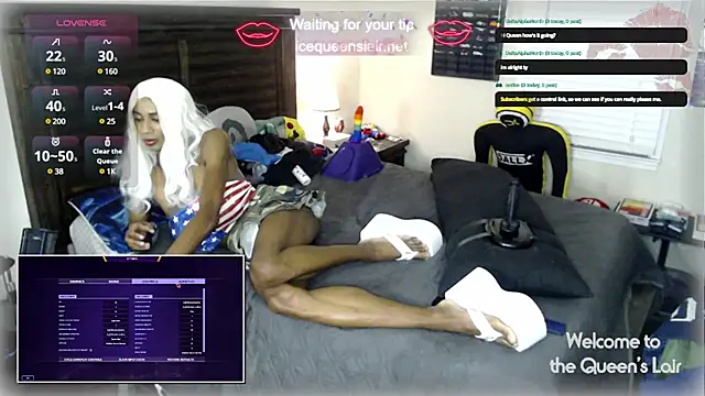 Snapshot of QueenofWhiteIce chatting on 01.07.25 QueenofWhiteIce online show from 01.07.25