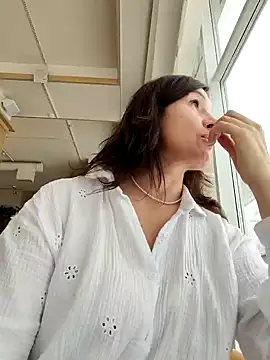 EvaXOAir online show from 03.13.26