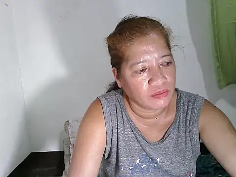 Snapshot of wethornypussy4u chatting on 02.23.25 wethornypussy4u online show from 02.23.25