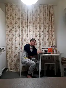 Lucy 1 roso online show from 12.25.24