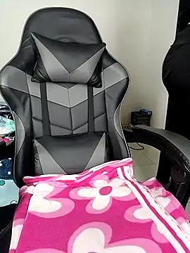 sandylau online show from 02.25.25