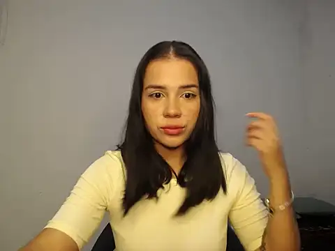 Snapshot of gabriela_davis chatting on 05.29.26 gabriela davis online show from 05.29.26