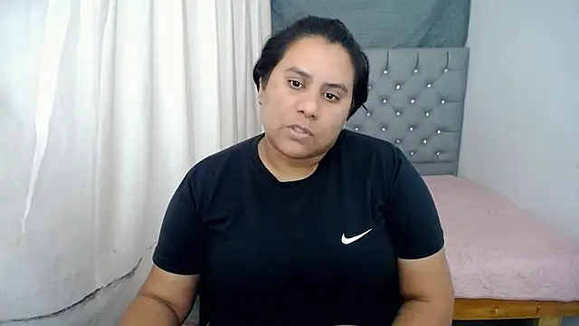 hotlesby4uxxx online show from 12.30.24