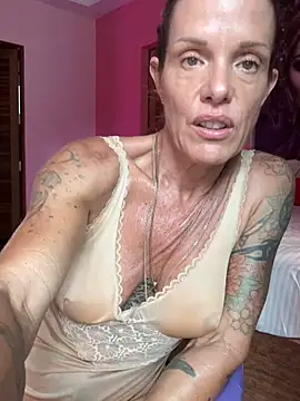 mommyselenafit  online show from 02.19.26