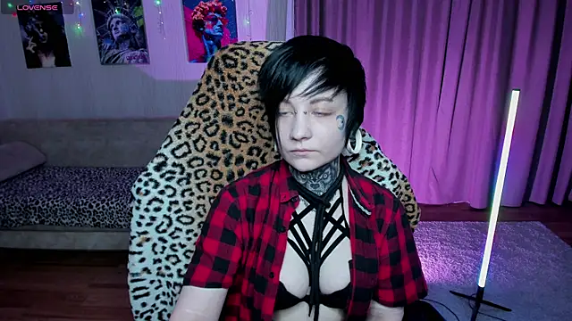 Snapshot of acid_trip1l chatting on 03.19.25 acid trip1l online show from 03.19.25