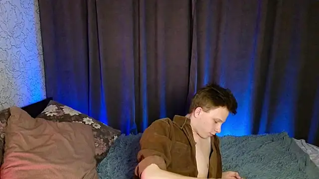 Snapshot of arlekincrop chatting on 12.03.24 arlekincrop online show from 12.03.24