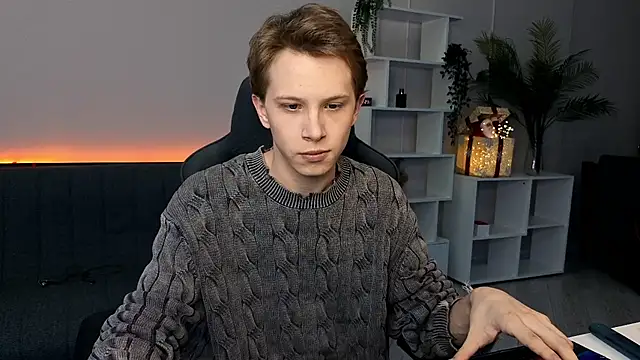 Snapshot of arlekincrop chatting on 01.14.26 arlekincrop online show from 01.14.26