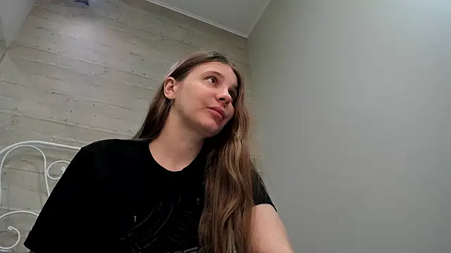 JuliaBusty online show from 03.04.25