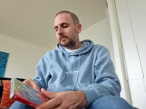 verylargecock online show from 12.22.25