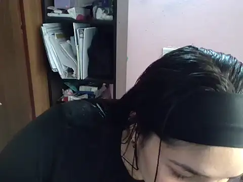 sara 110323 online show from 11.27.25