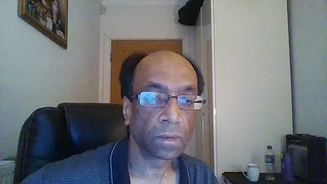 Snapshot of rauncher1 chatting on 01.07.25 rauncher1 online show from 01.07.25