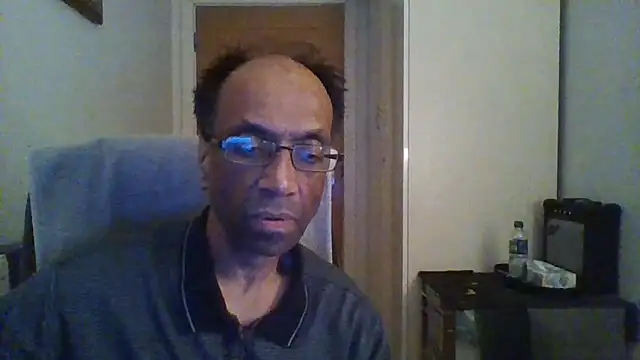 Snapshot of rauncher1 chatting on 09.29.25 rauncher1 online show from 09.29.25