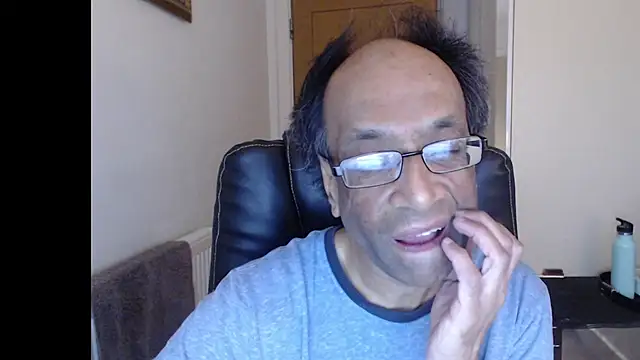 rauncher1 online show from 04.06.26