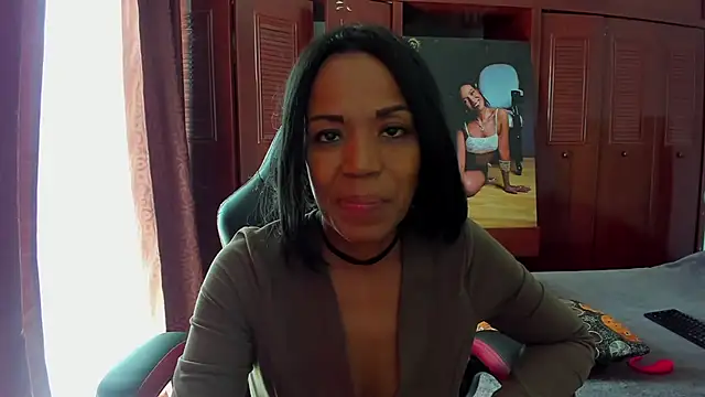 LUISSA  online show from 01.27.25