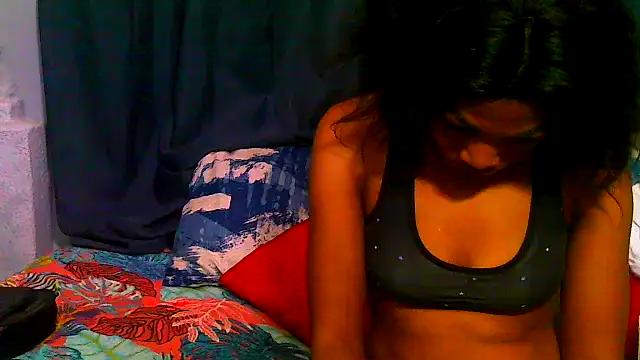 Snapshot of freaky_naughty chatting on 01.18.25 freaky naughty online show from 01.18.25