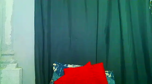 Snapshot of freaky_naughty chatting on 02.01.25 freaky naughty online show from 02.01.25