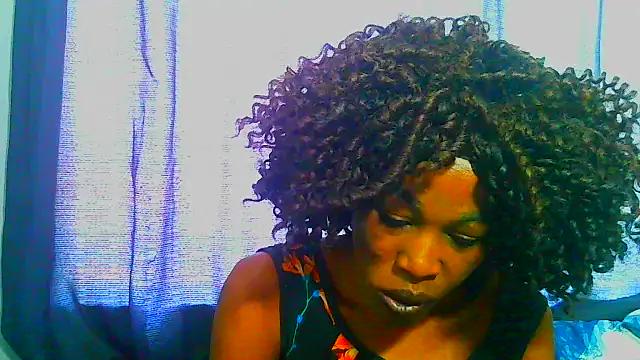 Snapshot of freaky_naughty chatting on 02.08.25 freaky naughty online show from 02.08.25