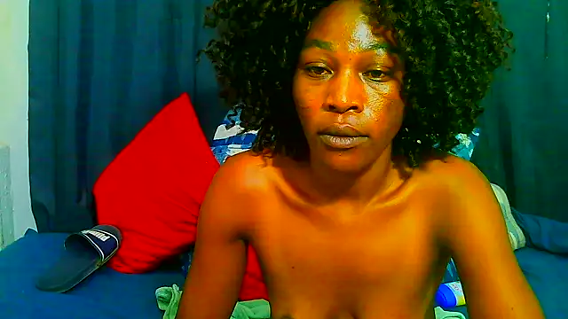 Snapshot of freaky_naughty chatting on 02.14.25 freaky naughty online show from 02.14.25