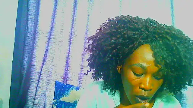 Snapshot of freaky_naughty chatting on 02.18.25 freaky naughty online show from 02.18.25