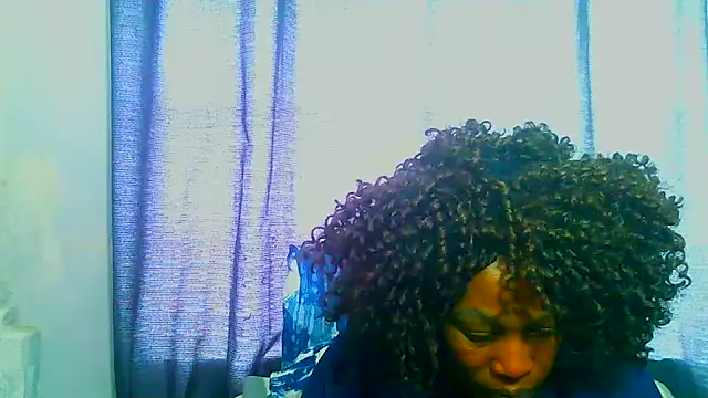 Snapshot of freaky_naughty chatting on 02.21.25 freaky naughty online show from 02.21.25