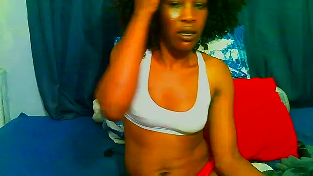 Snapshot of freaky_naughty chatting on 02.21.25 freaky naughty online show from 02.21.25