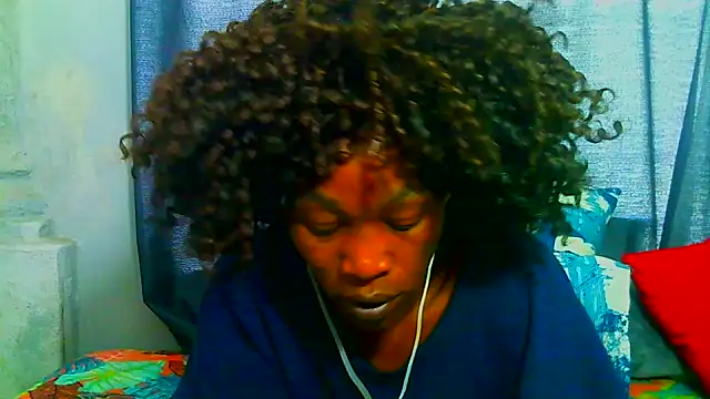 Snapshot of freaky_naughty chatting on 02.22.25 freaky naughty online show from 02.22.25